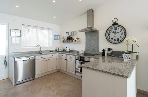 Praia da Luz House | Beautiful townhouse, beach 300m, tastefully renovated, stunning sea views.