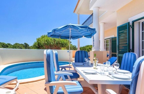 Vale do Lobo Apartment | Beautifully presented, private swimming pool close to Vale do Lobo Tennis Academy. Pool can be heated. J143 - Almancil, Algarve