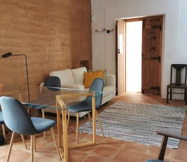 Caramujeira House | BeGuest Casas de Taipa