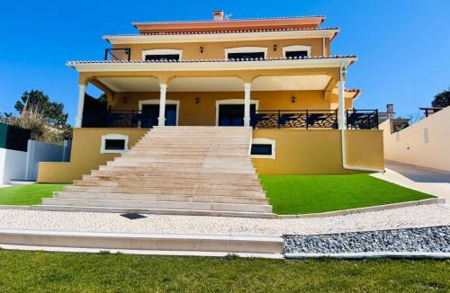 Peniche Apartment | Bela Vista Villa com Piscina Aquecida