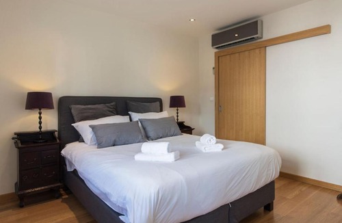 Belem Apartment | Belem 2BR with Balcony & City Views by LovelyStay