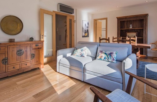 Belem Apartment | Belem 2BR with Balcony & City Views by LovelyStay