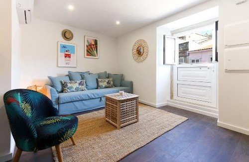 Carnide Apartment | Benfica Apartments II by Homing