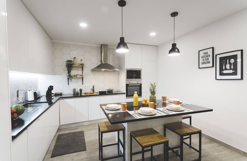 Ferrel Apartment | Best Houses 80 - Peace House
