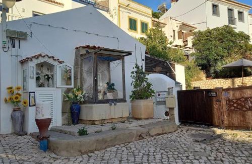 Salema Apartment | Bica da Salema Beach House