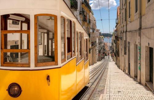 Misericordia Apartment | Bica Historical Tram Apartment