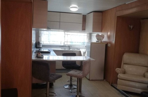 Ferreira-a-Nova House | Big LUX Caravan in the nature