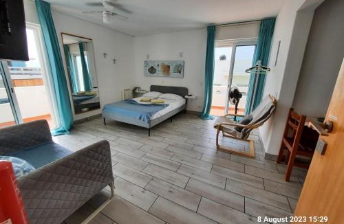 Praia de Faro Apartment | BLife Maresya private studio
