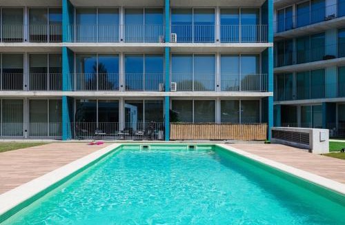 Espinho Apartment | Blue Breeze Espinho | Pool View, Gym & Balcony