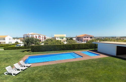Sagres Villa | BLUE VILLA H SAGRES - 10 min walk to the beach
