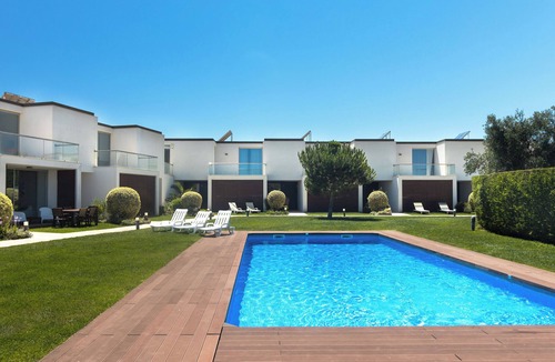 Sagres Villa | BLUE VILLA H SAGRES - 10 min walk to the beach