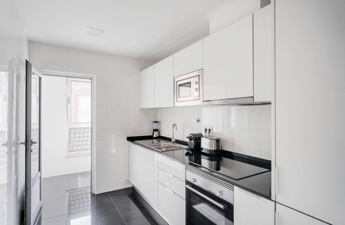 Lumiar Apartment | Blueground | Lumiar, furnished apartment