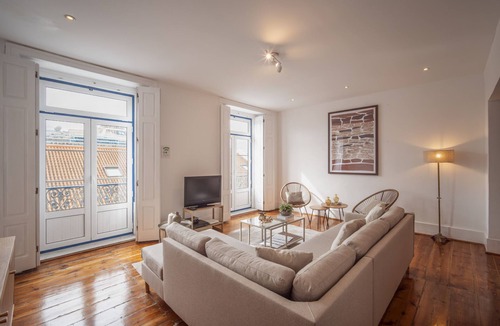 Santo Estevao Apartment | BMG Collection | Alfama Tejo Apartment (C135)