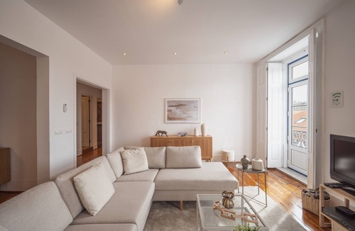 Santo Estevao Apartment | BMG Collection | Alfama Tejo Apartment (C135)