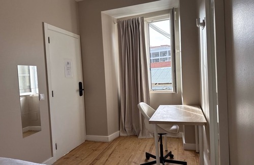 Mouraria Bed & Breakfast | Bohemian Stay Central Lisbon Rooms