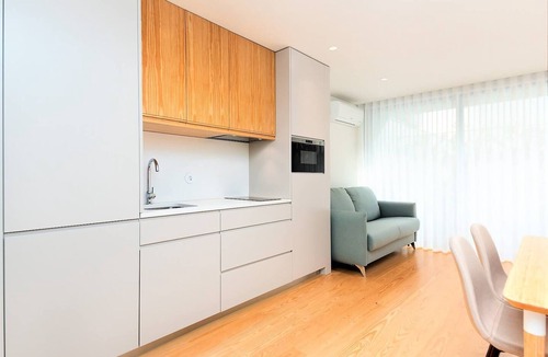 Centro / Baixa Apartment | Bom Jardim - Deluxe Studio with Balcony #0.0