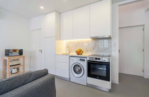 Bonfim Apartment | Bonfim Patio & Terrace Flats by HostWise
