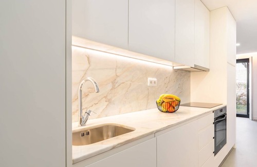 Bonfim Apartment | Bonfim Patio Twin Apartments by HostWise