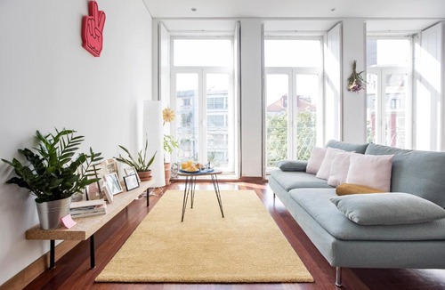 Centro / Baixa Apartment | Bonjardim Studio w/Balcony by LovelyStay