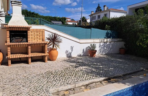 Obidos House | Bougainvillea Villa