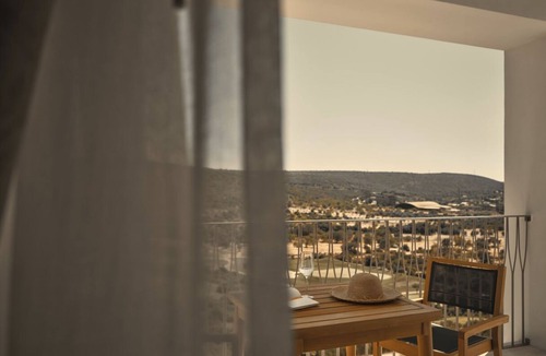 Tor Hotel | Breathtaking Stay at Viceroy Ombria Algarve | Close to Quinta da Tôr Winery