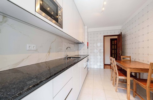 Paranhos Apartment | Bright & Elegant Urban Flat w/Balcony by HostWise