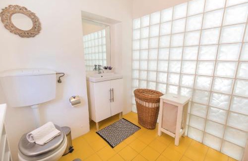 Sacramento Apartment | Bright Studio In Lisbon Heart