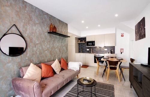Alporchinhos Apartment | Brisas Do Mar Apartment – Close to the Beach