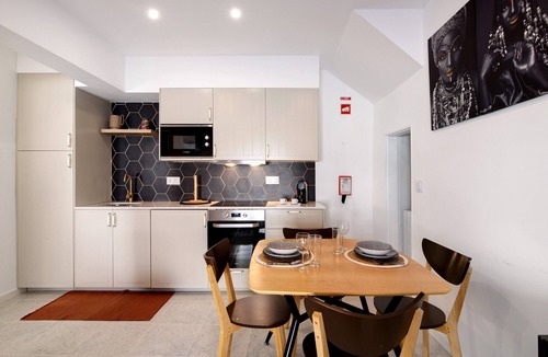 Alporchinhos Apartment | Brisas Do Mar Apartment – Close to the Beach