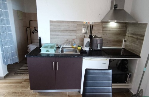 Canico Apartment | Bungalow 'Private House Ocean View - 1' with Shared Pool, Garden & Wi-Fi
