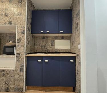 Alfama House | Campeao de Fabulas Lda