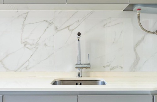 Santo Condestavel Apartment | Campo de Ourique Gallery by Gonzalo's Guest