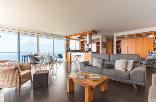 Calheta Villa | Cape View Villa by Atlantic Holiday