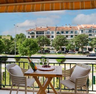 Carcavelos Apartment | Carcavelos Terrace & Beach Apartment
