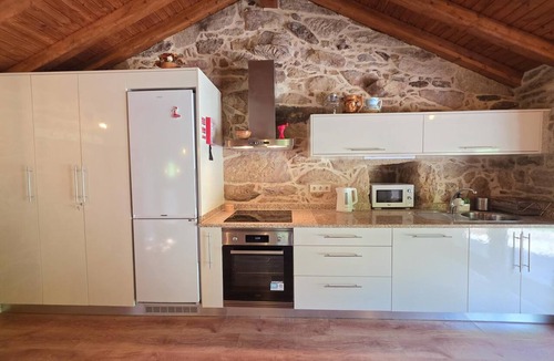 Cubalhao Cottage | Casa Rio D'Além | Eco-sustainable | Swimming pool | River | Pure Nature
