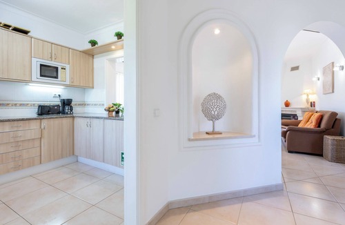 Estombar Apartment | Casa Alandra - Balcony Apartment on Golf Resort