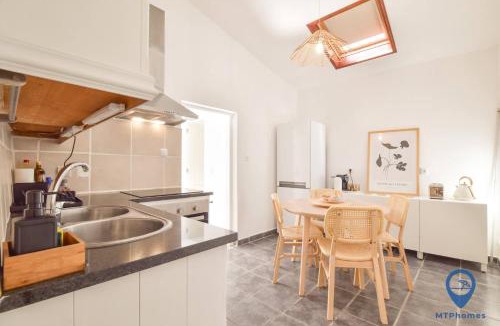 Pera House | Casa Algarvia by MTPhomes