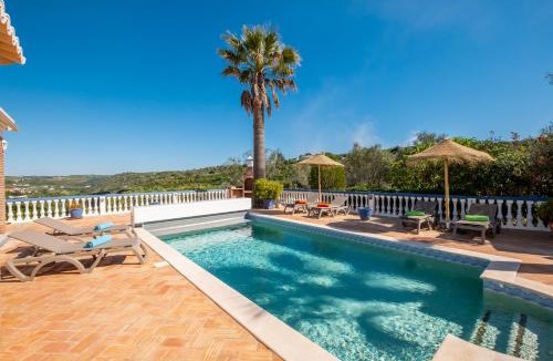 Silves Villa | Casa Amada - Private Villa - Heated pool - Free wifi - Air Con