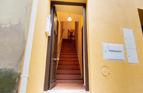 Ferro House | Casa Angulosa