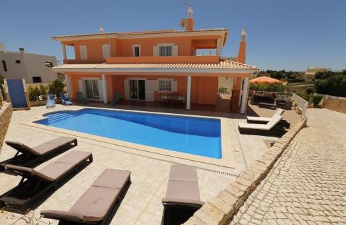 Armacao de Pera Villa | Casa Antonio
