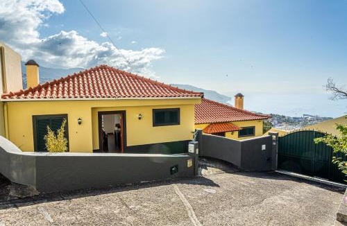 Santo Antonio House | Casa Barcelos View
