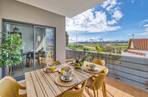 Lagoa Ski Chalet | Casa Boa Vista - Riverside with stunning views