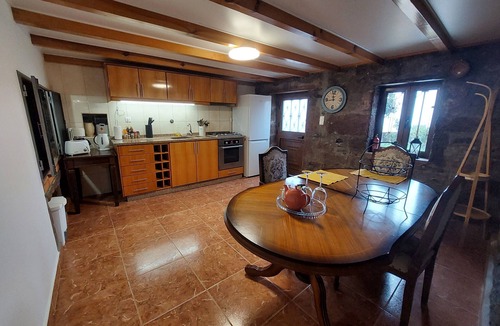 Prazeres House | Casa Caramelo Rustic House