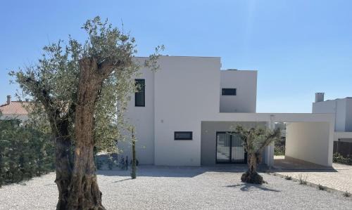 Nadadouro Villa | Casa Céu Azul - The Blue Sky Villa