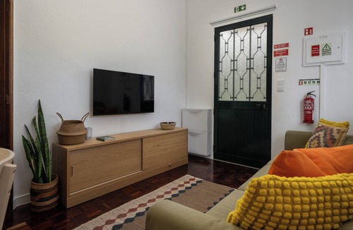 Sao Jorge House | Casa Colibrí – A Welcoming Retreat in Santana