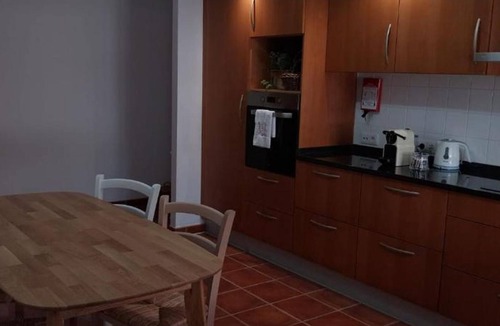 Fatima House | Casa com Alma | Queen Room | 5 min from Sanctuary