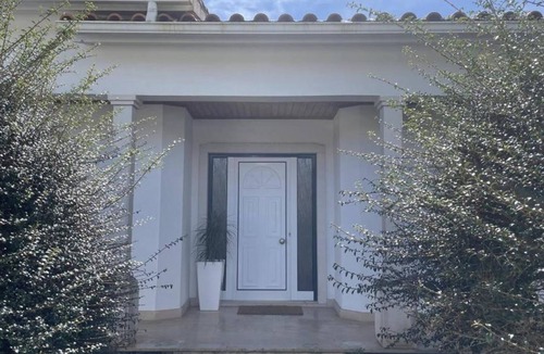 Fatima House | Casa com Alma | Queen Room | 5 min from Sanctuary