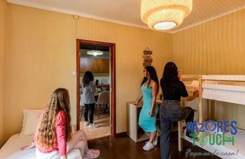 Praia da Vitoria House | Casa da Avó Natal