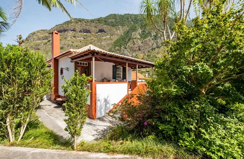 Sao Vicente Villa | Casa da Camélia