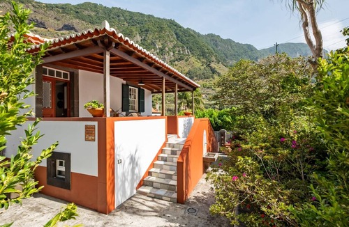 Sao Vicente Villa | Casa da Camélia